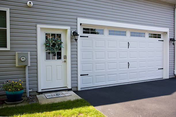 24/7 Emergency Garage Door Panel Replacement experts in Hanover, PA